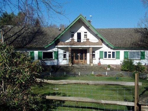 Linchens Bed And Breakfast Felbridge Exterior foto